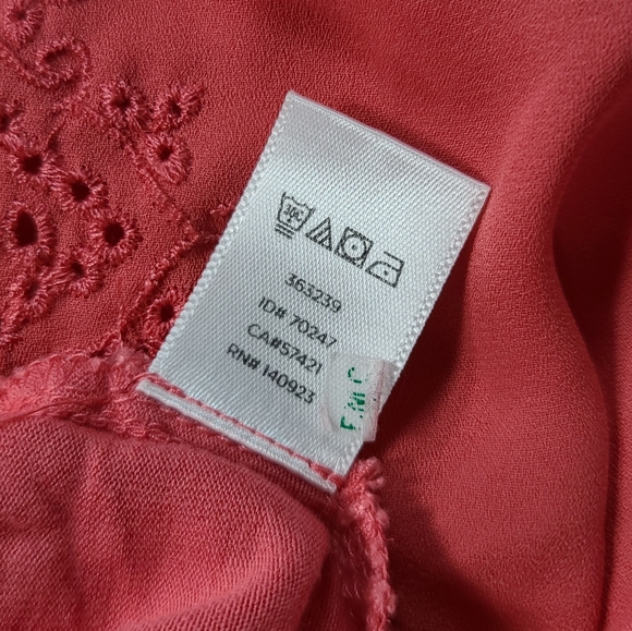 LOFT Women's Coral Short Sleeve Crew Neck Knit Top Size Medium - Picture 9 of 9